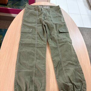 VIP Jeans Cargo Pants  Size 13/31 Olive Green Pockets Cotton Blend Zip Fly